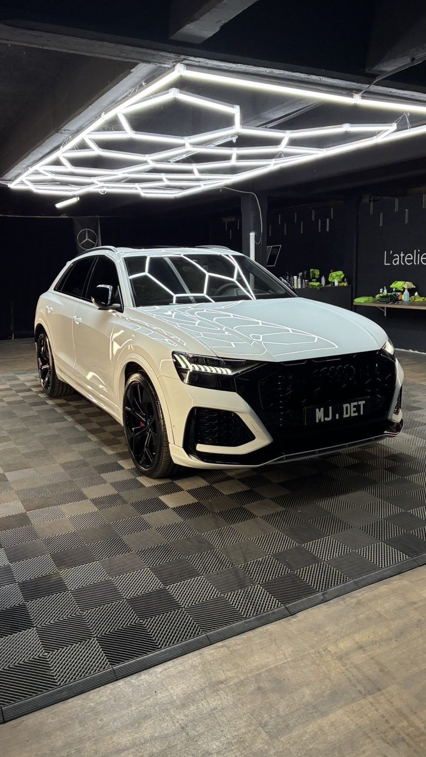 audi Rsq8 full options