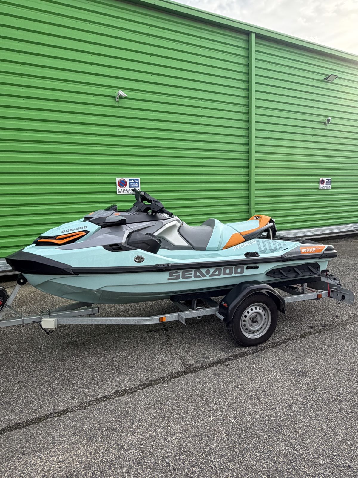 seadoo wake pro 230  2022